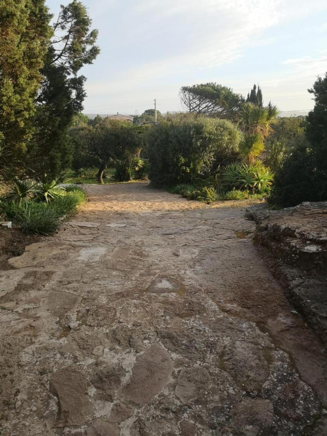 B&B Domus Oriens - Monolocale Indipendente In Villa Portoscuso Bagian luar foto