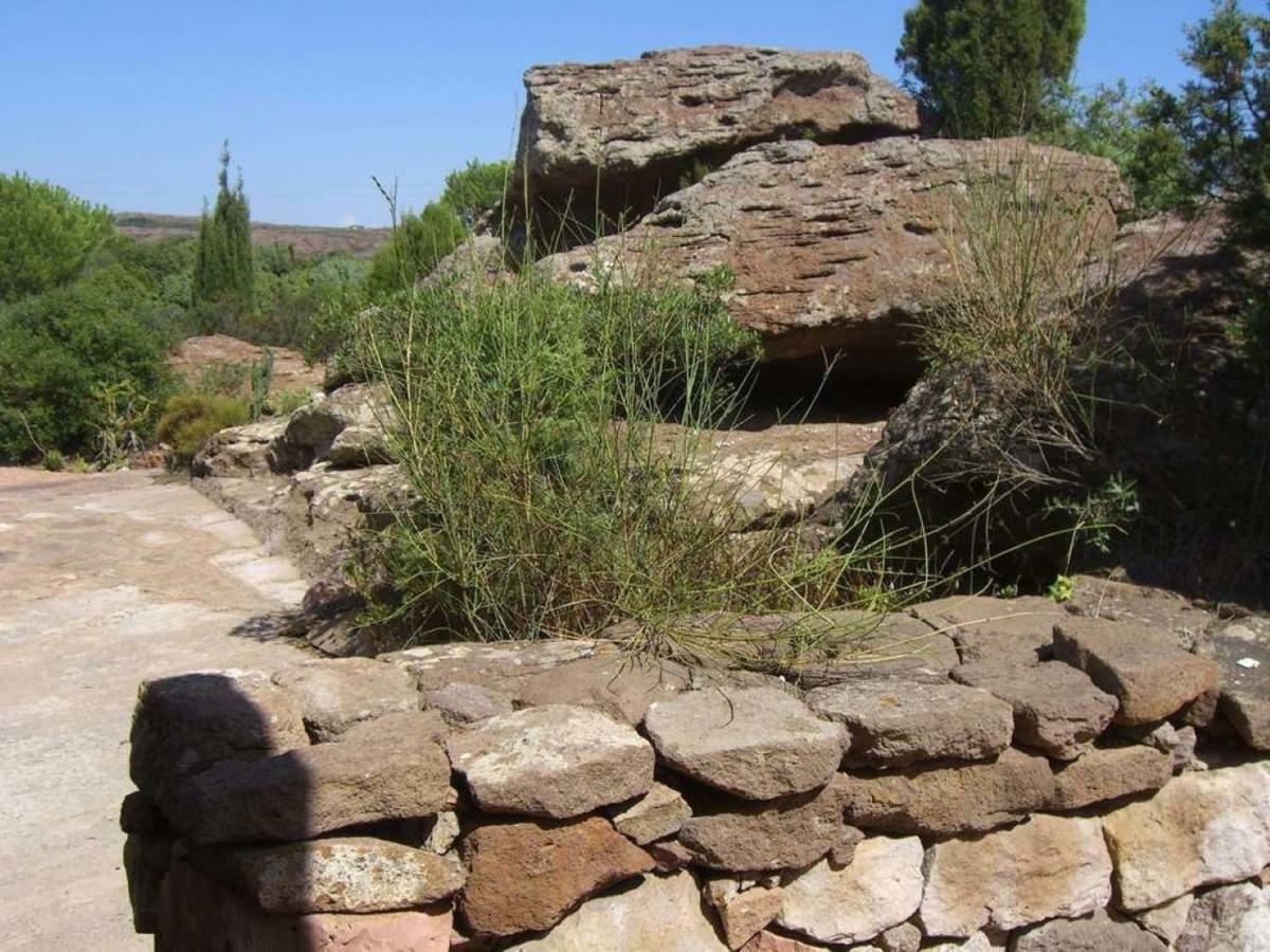B&B Domus Oriens - Monolocale Indipendente In Villa Portoscuso Bagian luar foto